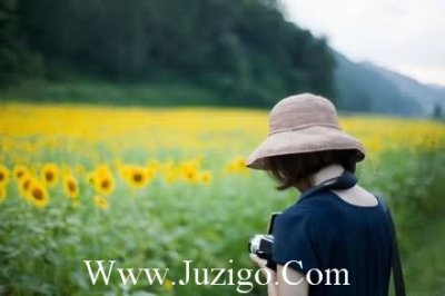 ​发朋友圈的幽默句子最逗比最搞笑的说说(精选70句)