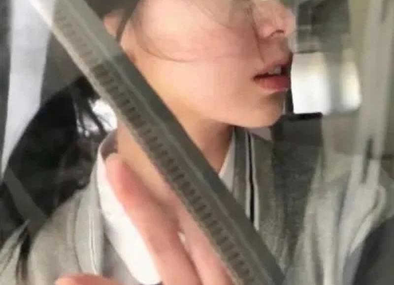  出去溜达俏皮短句汇集96条