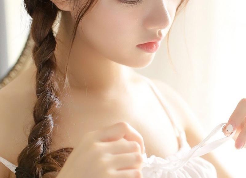  百花争艳赞美的短句子合计100句