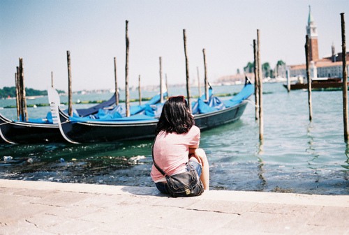 微信拍一拍朋友圈文案搞笑(精选96句)