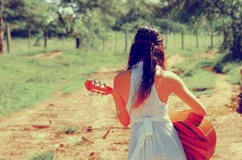 七月请对我好一点朋友圈短语