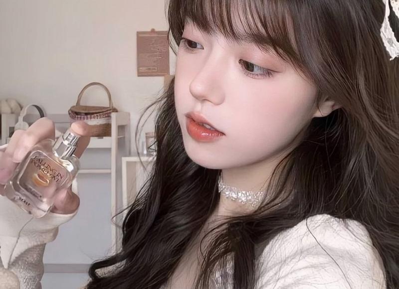 用柳枝写拟人句简单 柳枝摆动改为拟人句 用柳枝写拟人句简单 柳枝摆动改为拟人句