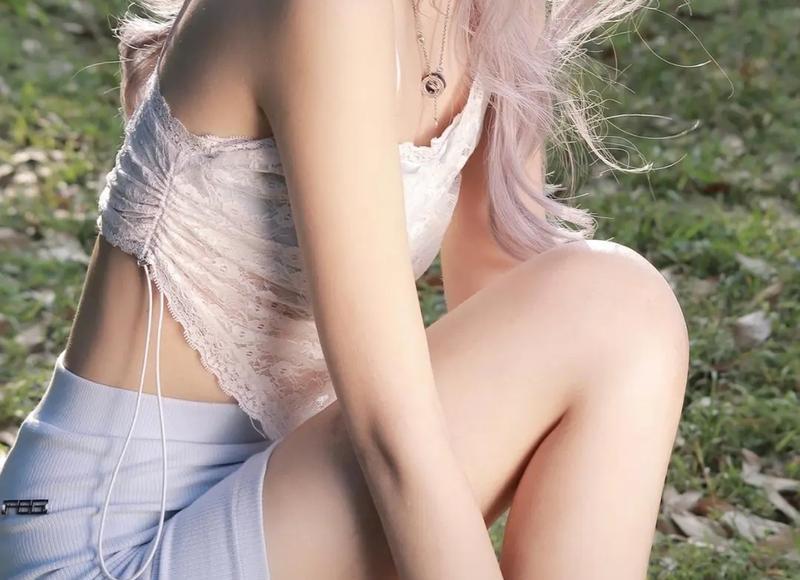 网友交换照片文案抖音（交换照片之后聊什么）