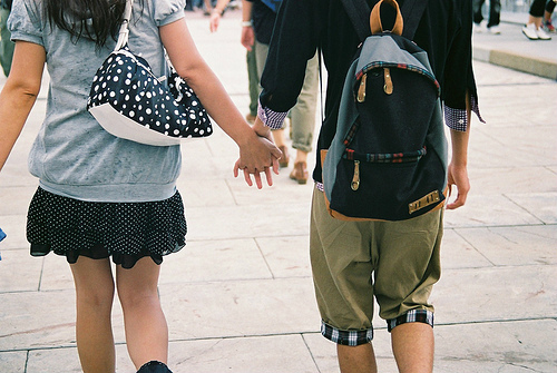 描写三月花的句子38句