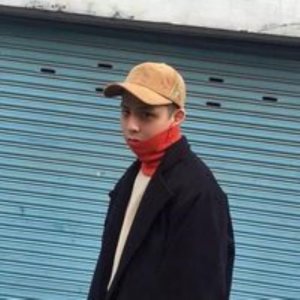 ​婚姻需要两个人经营（两个人感情疏远的说说）