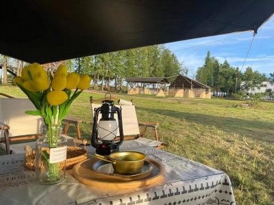 ​露营发朋友圈的句子（适合踏青露营发的文案）