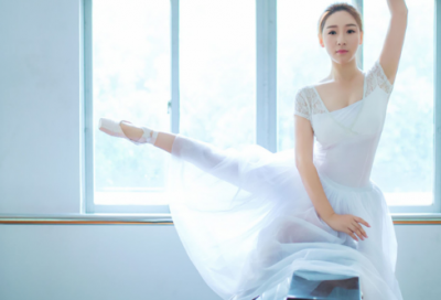 ​把手伸出车窗外发文案的句子