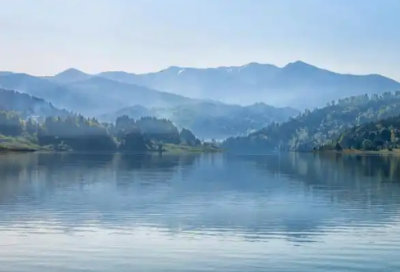 ​带东的谐音梗网名女生